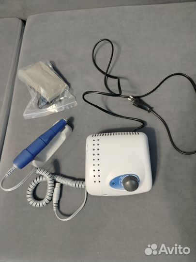 Аппарат для маникюра и педикюра strong 210
