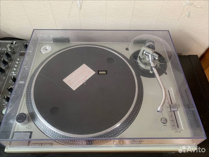 Проигрыватель винила Technics