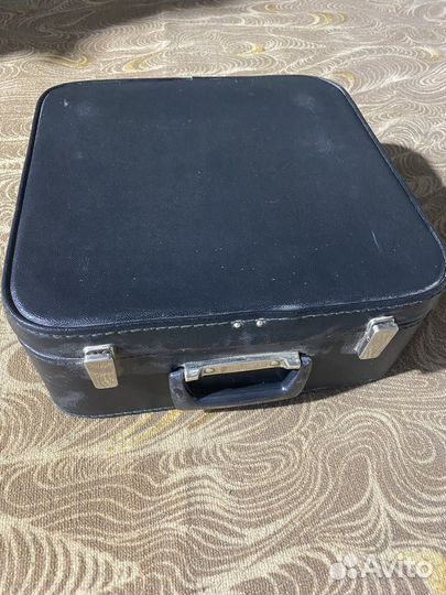 Печатная пишущая машинка Erika 100/105