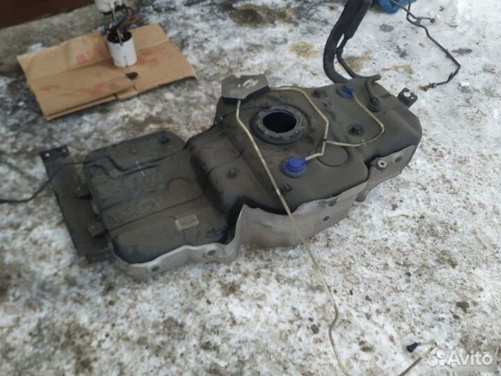 Топливный бак Audi Q5 8R 2.0 CNC 2013