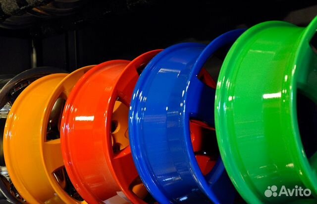 Полимерная покраска автомобильных дисков