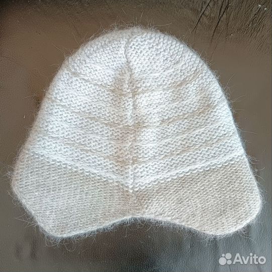 Шапка женская вязаная