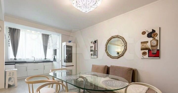 2-к. квартира, 77 м², 14/18 эт.