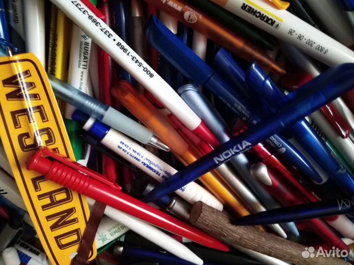 Ручки шариковые коллекция 890шт