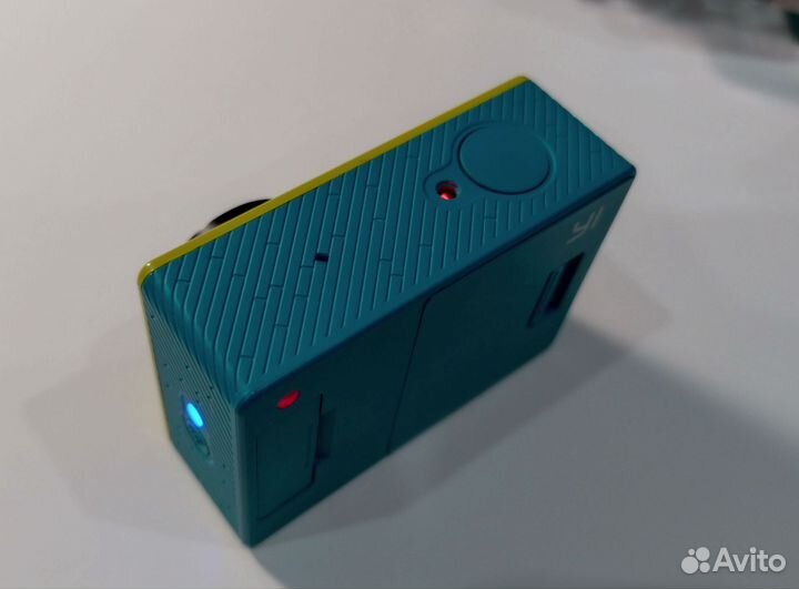 Экшн камера xiaomi yi action camera