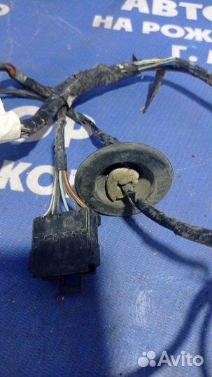 Проводка крышки багажника Opel Astra H хэтчбек