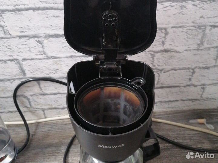 Кофеварка капельная Maxwell