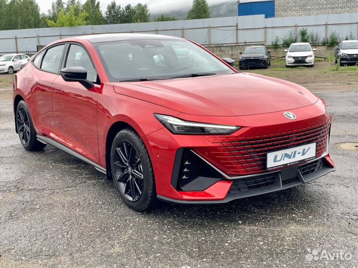 Changan UNI-V 1.5 AMT, 2023
