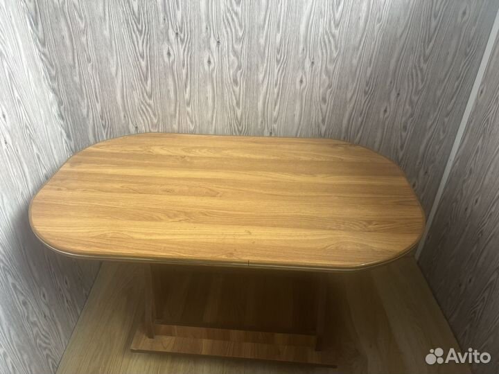 Журнальный столик