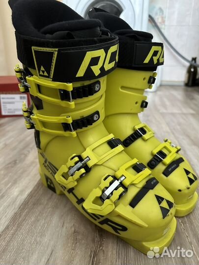 Горнолыжные юниорские ботинки Fischer 23,5