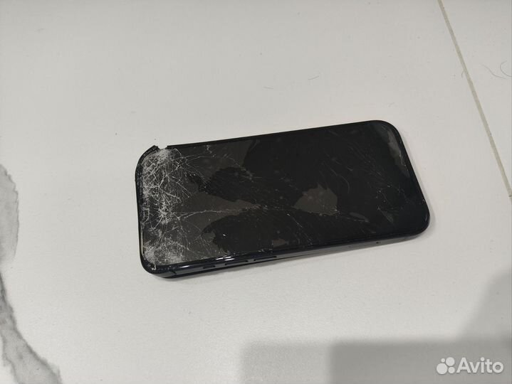 iPhone 15, 128 ГБ