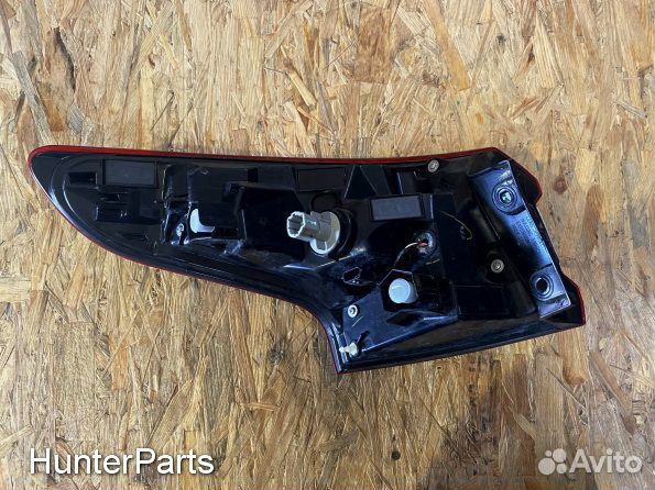 Фонарь задний правый Nissan Qashqai J11