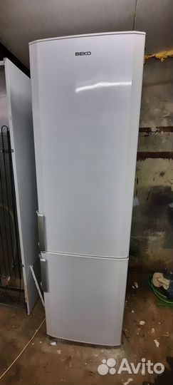 Холодильник Beko 2м (Доставка)