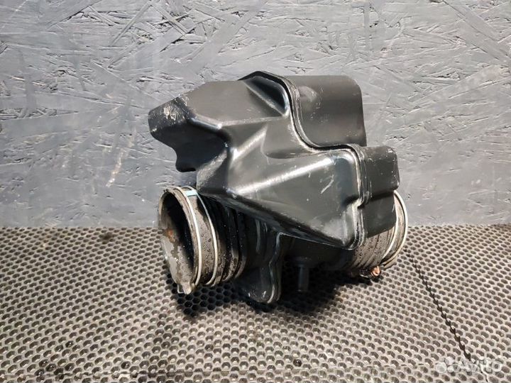 Патрубок воздушного фильтра Lexus Rx 350