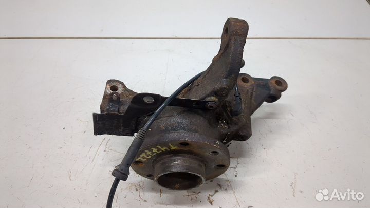 Ступица (кулак, цапфа) Renault Captur 2017, 2017