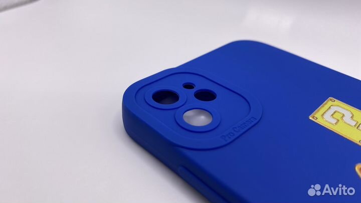 Чехол на iPhone 11 