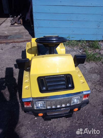 Машинка-каталка