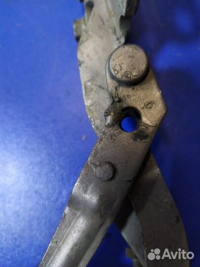 Петли капота BMW 5' E39, Z8 E52