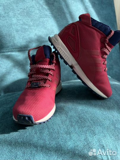 Кроссовки adidas