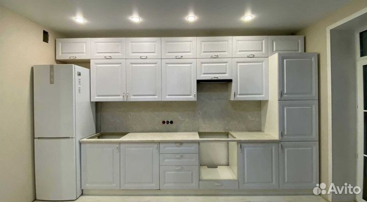 Кухонный гарнитур новый