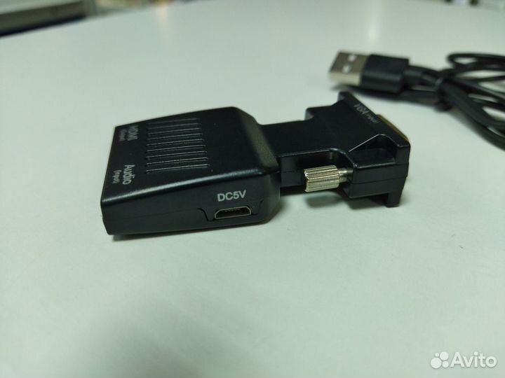 Видеоадаптер с VGA-hdmi (не путать с hdmi-VGA)