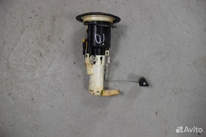 Насос топливный на Mitsubishi Pajero iO / Pinin