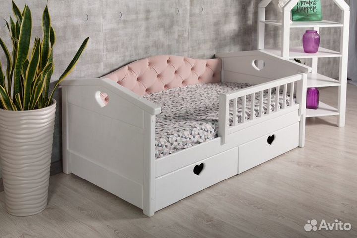 Детская кровать Мечта с мягкой спинкой с матрасом