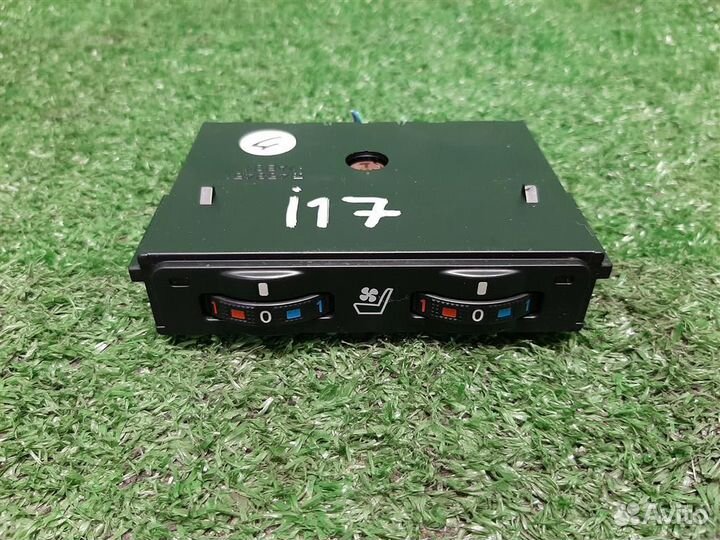 Переключатель обогрева сидений Lexus GS 450H 2007