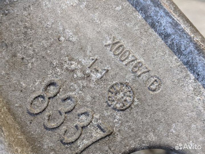 Кронштейн опоры кпп Opel Antara 2013