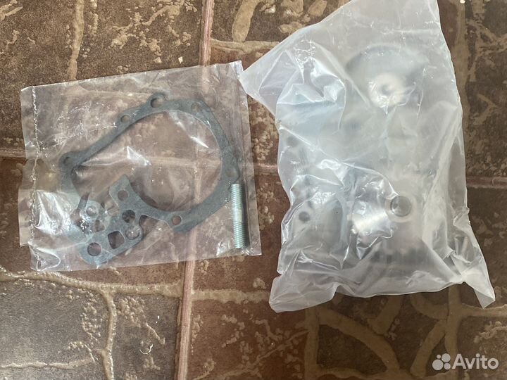 Помпа, насос водяной, LADA largus, Renault Logan