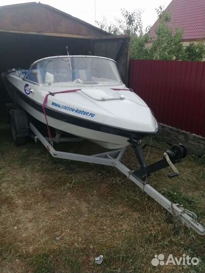 Моторная лодка Bester400