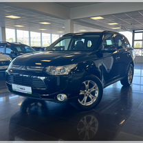 Mitsubishi Outlander 2.4 CVT, 2013, 65 786 км, с пробегом, цена 1 925 000 руб.