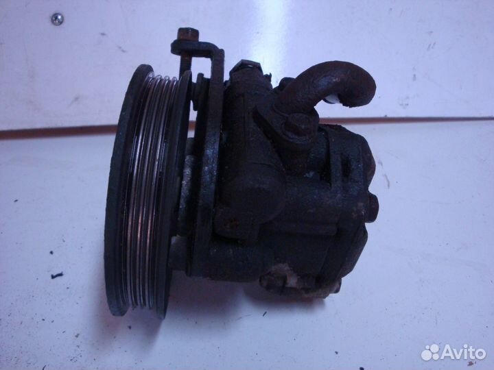 Насос гур Kia Rio 1 1.5л 2004 г.в