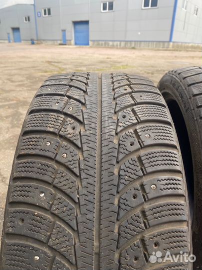 Gislaved Nord Frost 5 225/45 R17 94T