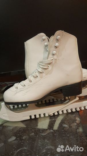 Коньки фигурные Nicole Nordway