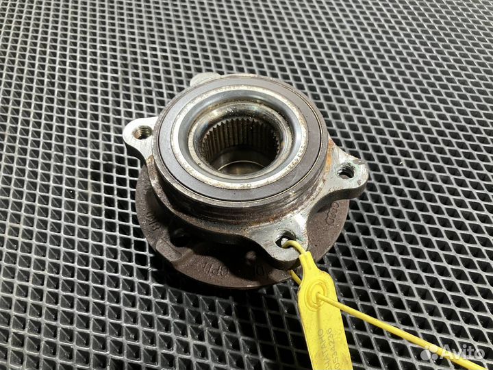 Ступица передняя Audi A8 D4/4H 2012 8K0407615B