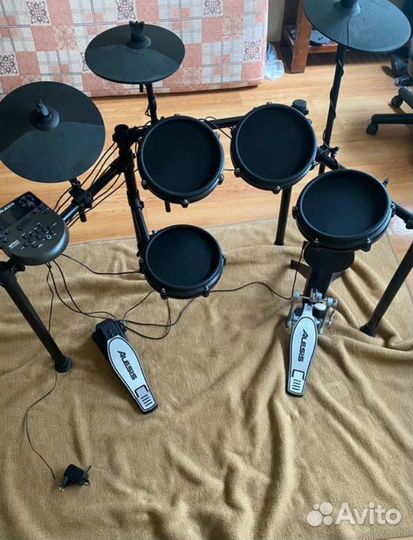 Alesis Nitro Mesh Kit Барабаны
