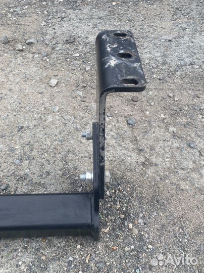 Фаркоп на Nissan X-Trail II рестайлинг