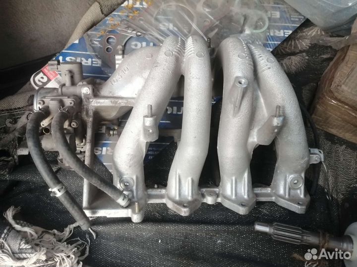 Впускной коллектор Toyota 5a-fe в сборе