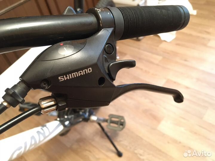 Горный велосипед Giant Upland SE