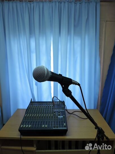 Shure SM58S с проводом