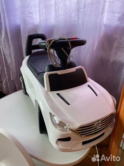 Машинка-каталка