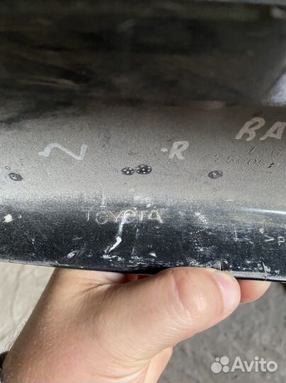 Накладки на дверь и крыло Toyota RAV4