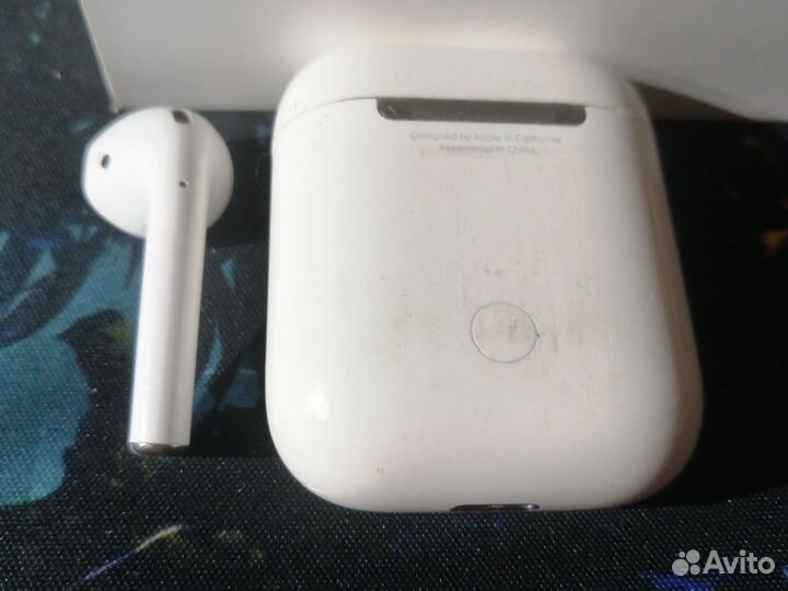 Беспроводные наушники apple airpods