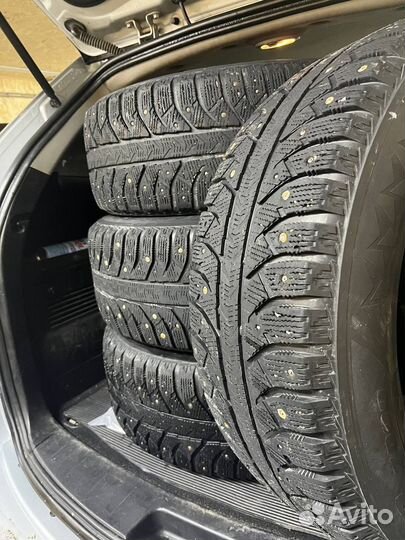 Bridgestone Blizzak Ice 265/60 R18