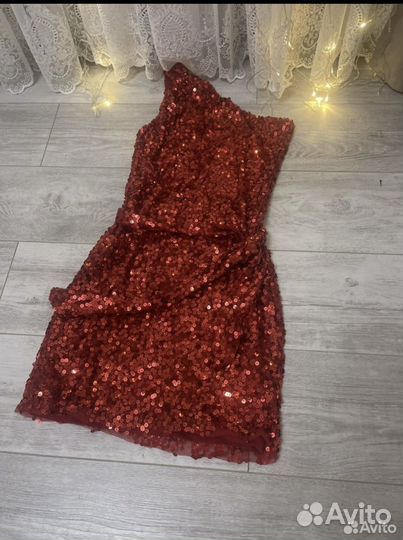 Платье женское