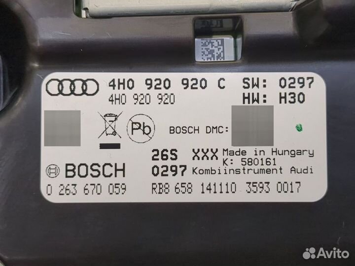 Щиток приборов Audi A8 (D4), 2011