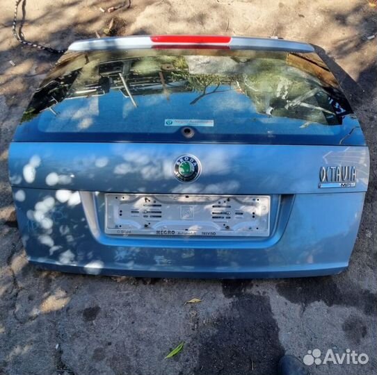 Крышка багажника Skoda Octavia A5