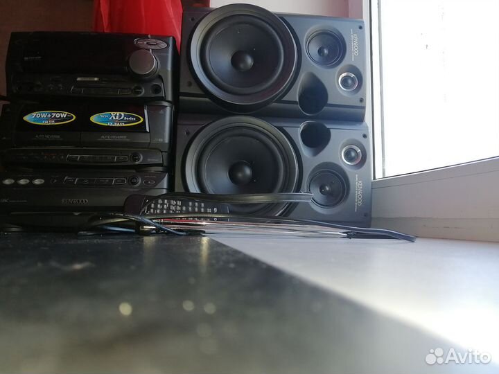 Музыкальный центр