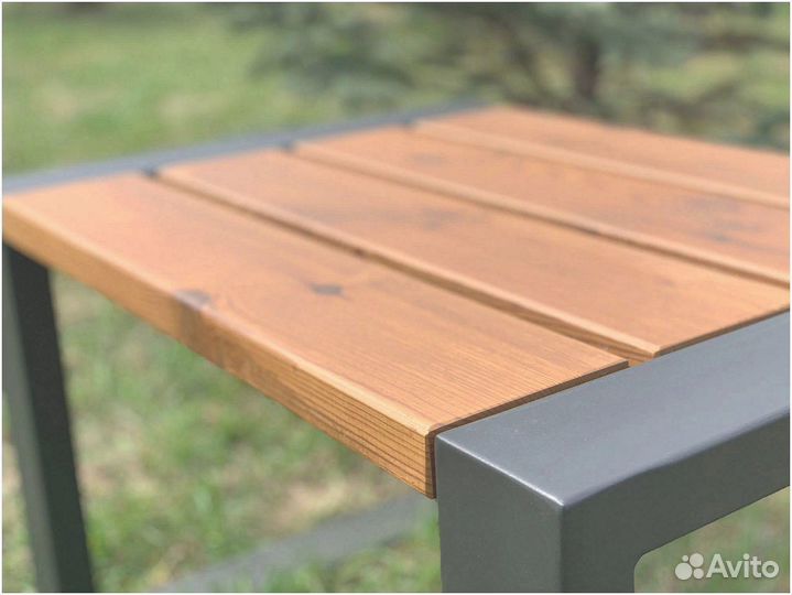 Стол уличный